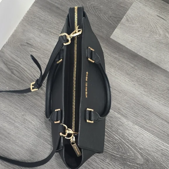 Michael Kors Selma Black Saffiano Leather Satchel Gold Hardware - Picture 6 of 11